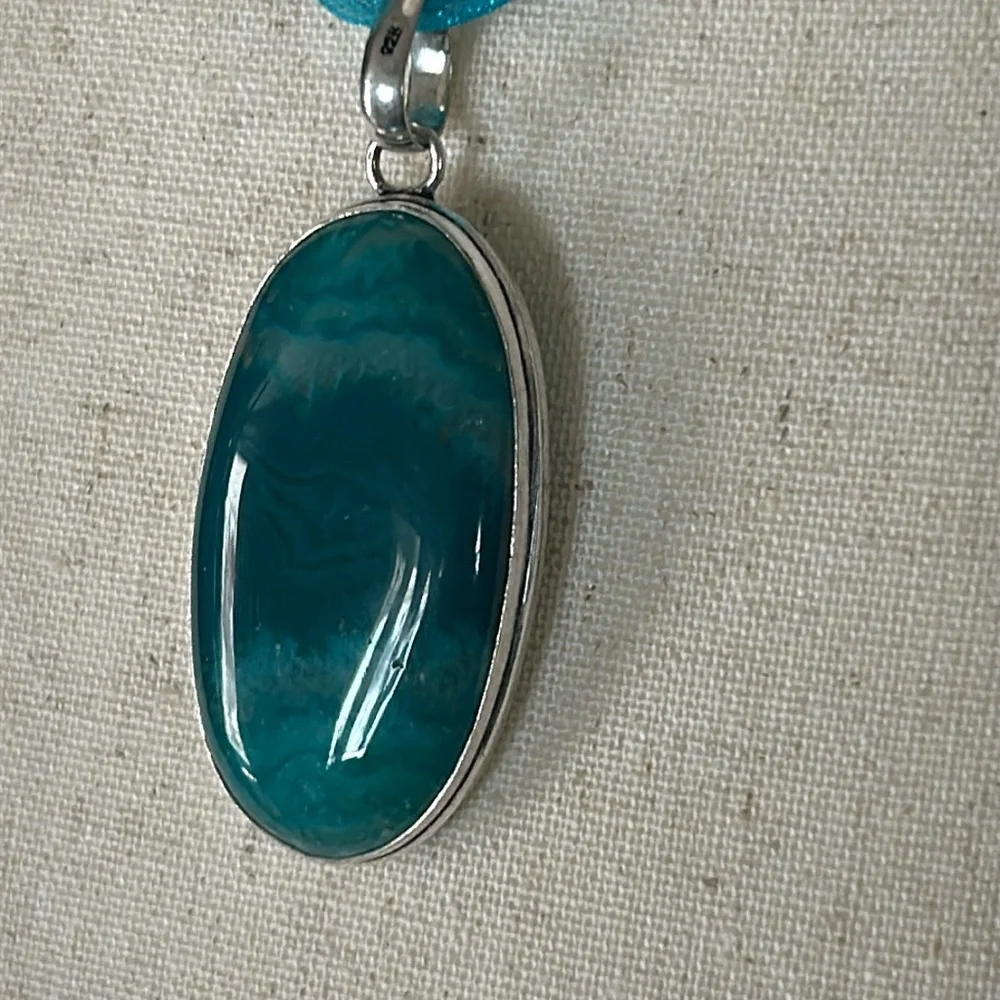 Artisan-made 925 Sterling Silver Blue Banded Agate Stone Pendant Necklace